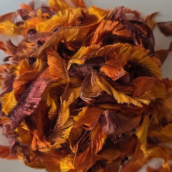 New Crafters Square Eyelash Knitting Yarn lot of 10 skeins - Picture 4 of 6